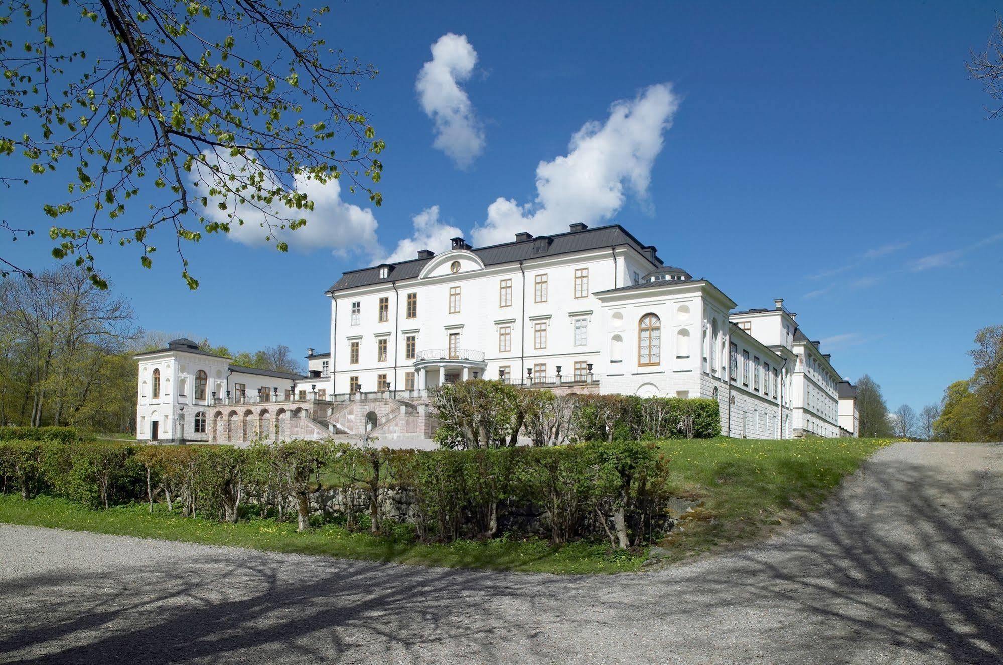 Rosersbergs Slottshotell Bagian luar foto