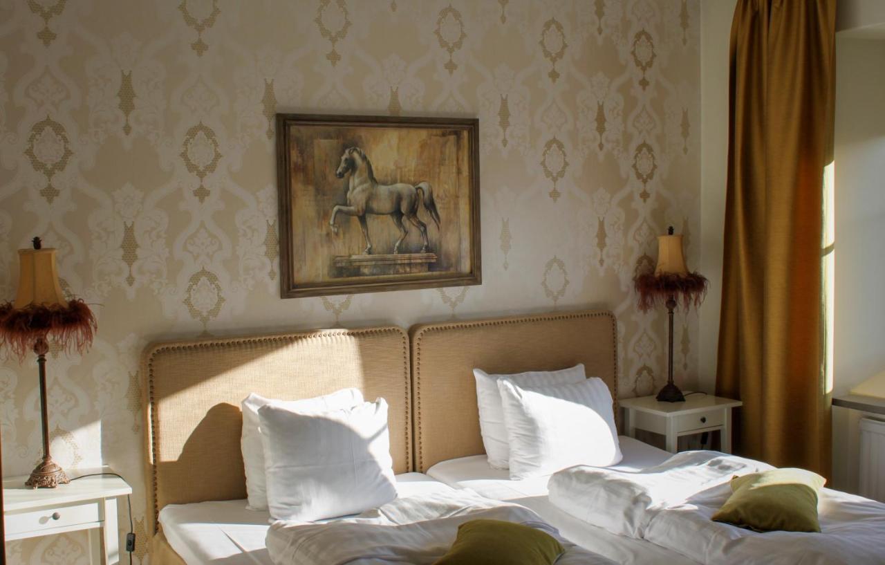Rosersbergs Slottshotell Bagian luar foto
